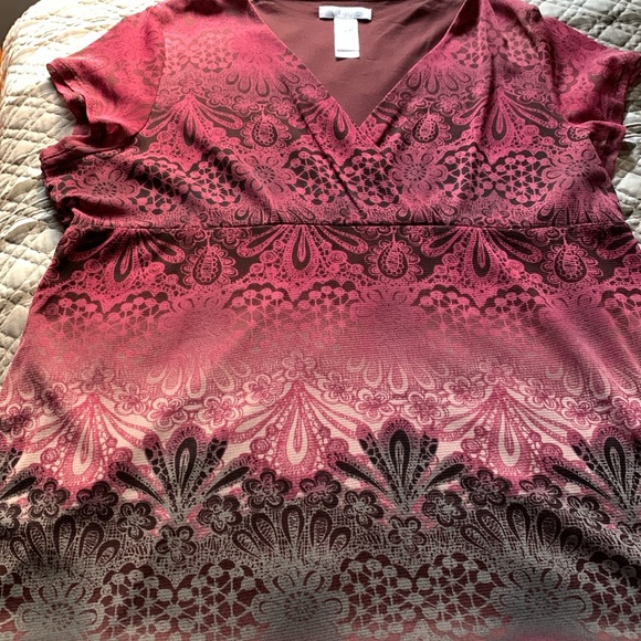 Lizwear XXL Multi-colored Relaxed V-neck Short Sleeve Blouse - Picture 8 of 8